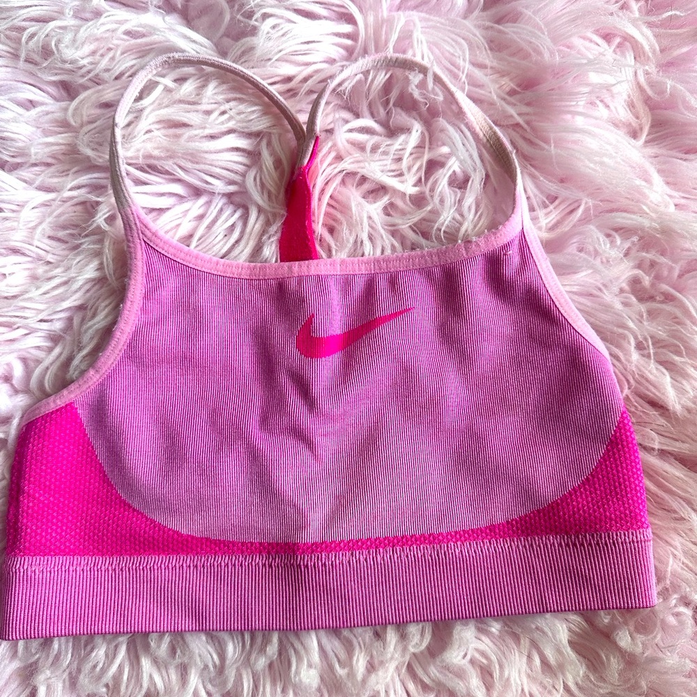 Girls Nike dri fit sports bra